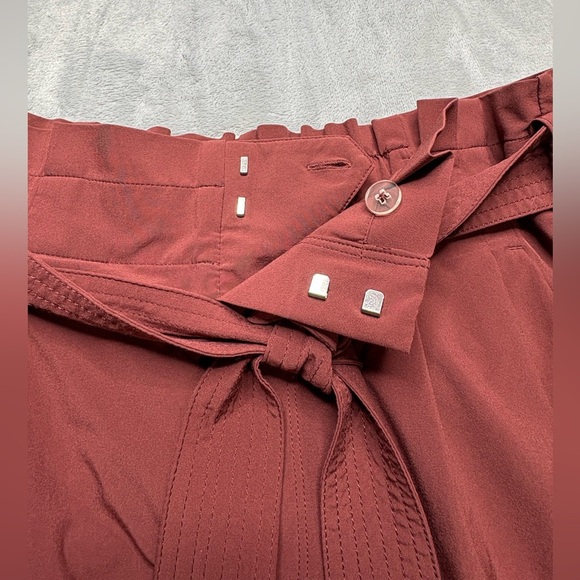 Athleta Skyline Shorts | Size 6 | Burgundy - Picture 3 of 9